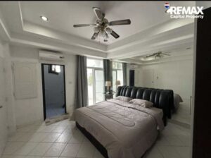Sea View One Bedroom for Rent