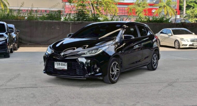 Toyota Yaris 1.2 Sport Premium...