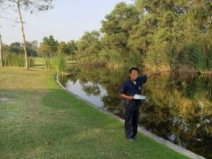 ลงจอดที่สนามกอล์ฟลำลุกกะ