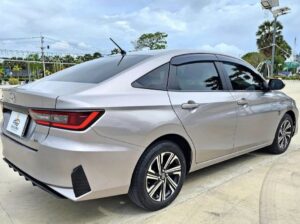 TOYOTA YARIS 2023
