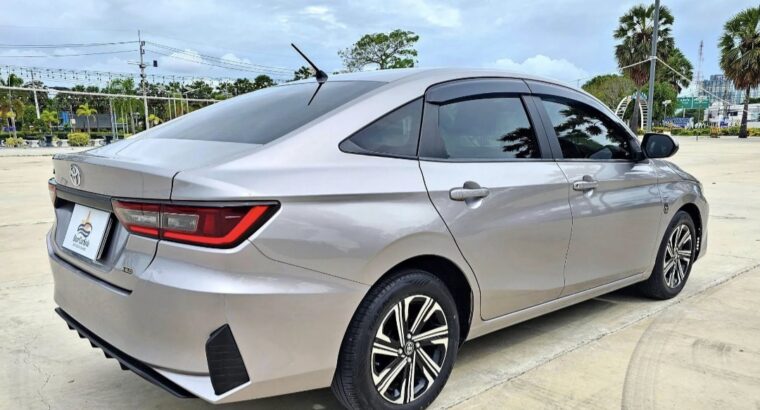 TOYOTA YARIS ATIV 2023
