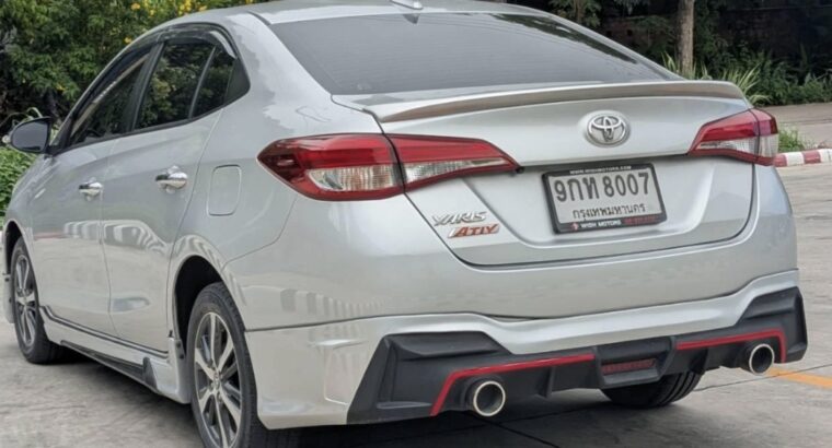 Toyota yaris ativ 2019