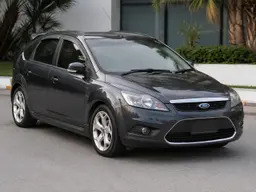Ford Focus 2.0 Automatic 2009 for Sale in Pattaya — 130,000 THB