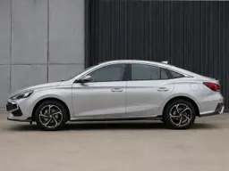 2025 MG MG5 Pro 1.5 CVT K-BRIT for Sale / Rent in Pattaya — 6,450 km
